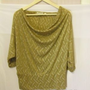 Versona Women's Dress Shirt, size small